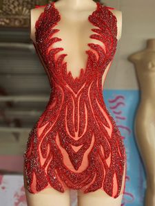 Rotes glitzerndes Gillter-Mini-Abend-Partykleid mit schweren Perlen, durchsichtiges Mesh-Kleid für schwarze Mädchen, kurzes Abschlussball-Geburtstags-Anlasskleid