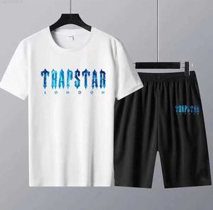 Herren-T-Shirts, neues Sommer-Set aus T-Shirt und Shorts von Trapstar, Luxus-Marken-Baumwoll-T-Shirt-Druck, 2-teiliger Anzug, Damen-Trainingsanzug, kostenloser Versand, Tidal Flow-Design 557ess