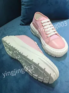 2023 new Hot Designer Sneakers Sneakers Women Casual Shoes Lady Lambskin Calfskin Shoes Retro Style Fashionable