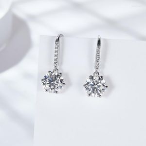 Brincos Stud Moissanite Real 0,5 Carat D Color 925 Sterling Silver Sparkling Wedding Jewelry Diamond Earbud Presente Clássico para Mulheres