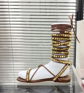Die neuesten Luxus-Riemen, hochwertige römische Damen-Sandalen, reparieren importierte Echtleder-Schuhfabrik, alle passen zusammen