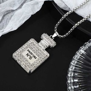 Necklaces Strands Strings Korean brand sweater chain hip-hop fashion personality perfume bottle Diamond Pendant Necklace female niche design sense jewelry