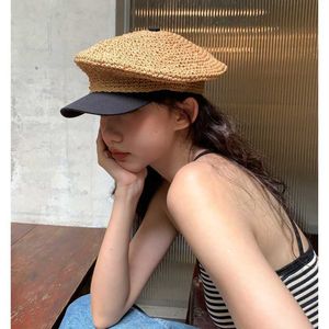 Berets French Romantic Handmade Straw Beret Caps Spring and Summer Vacation Stitching Personality Crochet Octagonal Navy Hats Women Z0616