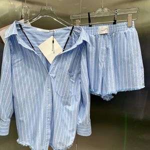 Kvinnor Tracksuits Sexig skjorta Shorts Suit Lång ärm Blus Vertikala ränder Fashion Casual Pink Clothing Set med hängslen Midjeband SML