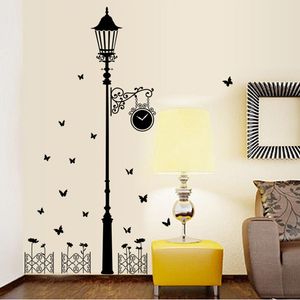 Kreativt staket Ancient Lamp Wall Stickers Home Decor Mural Living Room Bakgrund Decoration Art Decals Fjäril