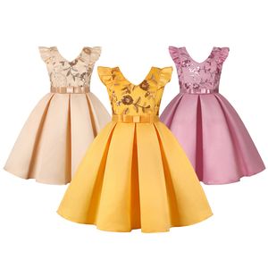 Девушка платья цветочные блески девушки платье высококачественное летнее рукавочное модное платье для принцессы подарка на день рождения 2-10 лет детская одежда 230615