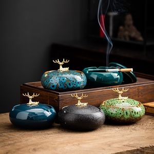 Ashtrays Round Ceramic Ashtray Living Room Anti Fly Ash with Lid Cigar Home Decoration Accessories Send Boyfriend Gift 230615