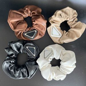 Hair Rubber Bands Designer Fashion Leather Scrunchies Solid Red bands For Women Girls Korean Elastic Ponytail Hold Accessories J6X8