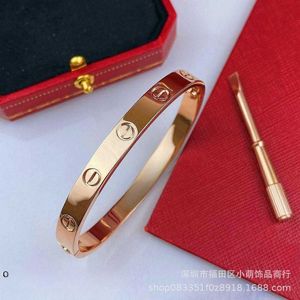 Designer Versatile Carter Bracelet 6th Generation Screwdriver 18K Gold 4 Diamond Narrow Wide Fashion Couple for Men and Women MDOG