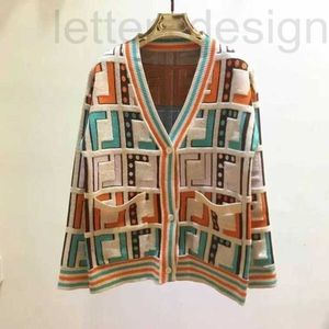 Women's Sweaters designer Designer Bag yV Collar Single breasted Full Flocking Letter Jacquard Sweater Cardigan A85J Z79C