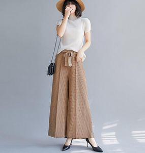 2023 New ISSEY European and American Fashion Pleated Temperament Elastic Wide Leg Pants