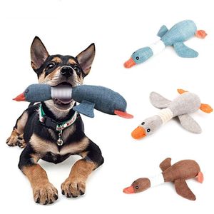 30 cm Pet Mallard Duck Dog Toy For Big Chewers Dog Squeaky Wild Goose Puzzle Training Toys Söt mjuk hund tugga leksak med squeaker