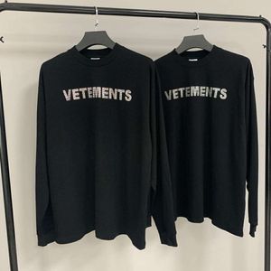 2023SS Fashion Brand Vetements T-shirts Men t-shirt logotyp Hot diamant taggar överdimensionerad designer bomull Lossa långa t-shirt män toppar hiphop