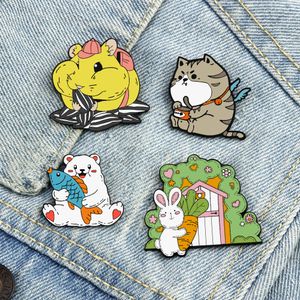 16 Styles sevimli broş tavşan kedi köpek fare broş komik karikatür tavşan tilki sincap emaye pimi güzel yaratıcı rozet çantası denim yaka pimleri rozeti çocuk mücevher hediyesi