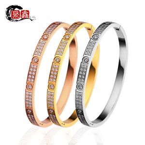 Designer de venda quente pulseira Mantianxing com duas fileiras e três de diamantes micro incrustados em aço titânio processo CNC Cati Y9BG