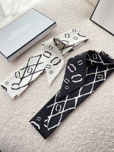 Designer märkesbokstäver trycker 100% riktiga silkespanna bandanas pannband för kvinnor mode lång dubbel däck halsduk paris axel tote bagage band head wraps 6*120 cm