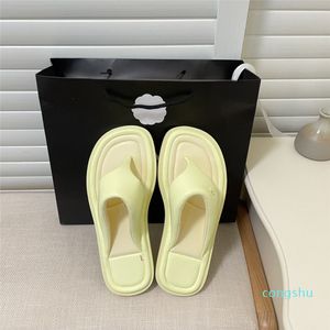 Designer Slippers Slides Cross thong Sandals for Women Luxury Fashion Flip Flops Summer Beach Holiday Comfort Padded Casual Shoes 221