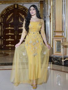 Abbigliamento etnico Medio Oriente Abito a coda lunga Diamond Kaftan Robe Pizzo Manica a bolle Tubo giallo