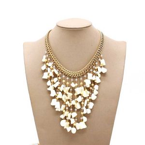 Pendant Necklaces Elegant Big White Pearl Choker Tassel Necklace Clavicle Chain Fashion for Women Wedding Jewelry Collar 2023 New 230613