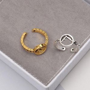2Color 18K Gold Letter Band Band Pierścienie koreańskie luksusowe damskie projektant mody Ekstrawaganty otwarty metalowy pierścień otwartą biżuterię regulowaną