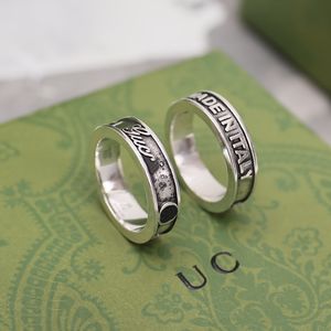 Anel de designer anéis de luxo neutros Prata de lei Estilos clássicos Peças elegantes e versáteis Disponível para homens e mulheres
