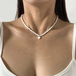 Collane di perline 1pc Collana di perline di semi Fatti a mano Multicolor Ciondoli a cuore dolce Ragazze Collare girocollo per donna Moda Jewerly Regali 230613