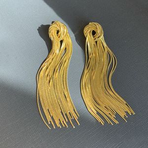 Ny designad båge de triomphe tassels pendellörhängen halsband i mässing med guld glänsande kvinnor öronhoppar designer smycken er90089
