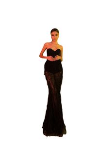 Seksowne czarne sukienki na bal maturalne długość podłogi ukochana iluzja pióra luksusowe suknie wieczorowe