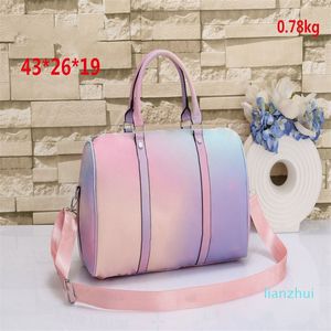 45 cm Marke Designer Männer Frauen Farbverlauf Duffle Bag Reisetaschen Luxus Totes Koffer Reisen Tasche PU Gepäck Handtaschen Große Kapazität Sport