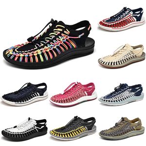 Casual Shoes Beach 2023 andningsbara män kvinnor flerfärgade vitblå beige rosa bruna svartröda herrtränare utomhussportsneakers952 S767 S889 S822 S589 S900 S