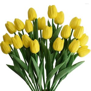 Kwiaty dekoracyjne 20pcs sztuczny sztuczny bukiet prawdziwy dotyk aranżacja kwiatowa na przyjęcie domowe