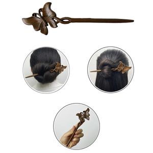 Hårklämmor Butterfly Sandalwood Hairpin Simple Hairpin Female Hair Ornament Advanced Antique Twisting Hair Artifact 230616