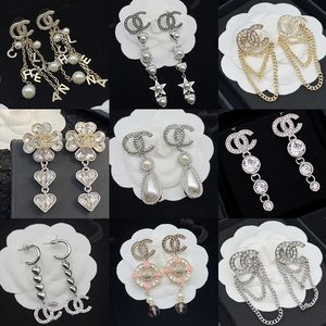 Orecchino di cristallo coreano di moda CC Orecchino di design classico di marca per le donne Regali di gioielli orecchini in argento S925 di alta qualità