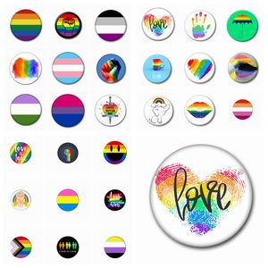 27 Styles Pride Rainbow Brosches Fist Heart Love Flag Lips Brosches Custom LGBT Badge Gay Lesbians Friends Brooch Pins