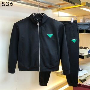 5 herrspårares designer Mens Tracksuit Men Sweatsuits Långärmad klassisk modeficka som kör casual man kläder kläder byxor jacka två bit #318