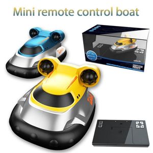 ElectricRC Boats 24G Wireless Mini Hovercraft Toy Boy Water Electric Remote Control Boat Speedboat Sailing Model Outdoor Toys Gift For Children 230616