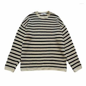 Herrtröjor Autumn Vintage Hollow out Contrast Stripe Knit Shirt for Men's Design Sense Korean version Lazy Wind Mesh Red High Grade