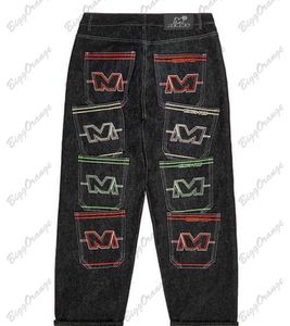 Mäns jeans svarta jeans harajuku multi-pocket jeans. Planeten män kläds löst och bekväma Y2K färgglada multi-ficks breda byxor 230617