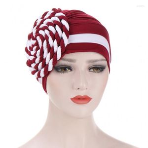 Berets 2023 Muslim European And American Foreign Trade Side Braid Double Color Toque Cap Milk Silk India Spot