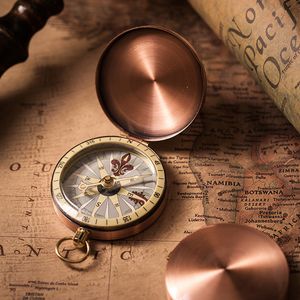 Outdoor Gadgets High Quality Bronze flip cover compass orientation metal pocket watch Compass Camping Activities Hiking Nautical 230617