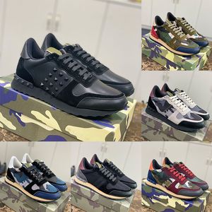 Designer camouflage mesh rivet shoes diamond-encrusted sports shoes Rockrunner Chaussures brand camouflage casual shoes suede men's sports shoes flat shoes