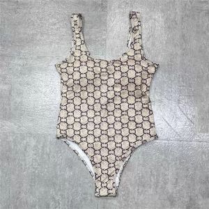 Kvinnors badkläder F Designer Swimsuit Solid Bikini Set Textil Låg midja baddräkter Beach Wear Swimming Suit For Women Sexy One Piece CC