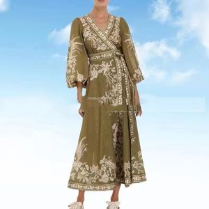 20222 vår och sommar mode tredimensionell klänning med fjärilstryck