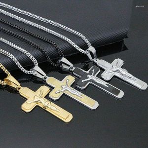 Collane con ciondolo Arrivi Religioso maschile Gesù Croce Collana con pendente a 4 colori Collana in acciaio inossidabile da 60 cm Regalo per gioielli da uomo / donna