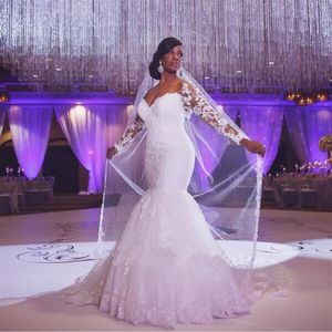 Klassiska afrikanska ASO EBI Lace Mermaid Wedding Dresses Long Sleeve Applices Plus Size Size Brudklänningar från axelgolvlängden IV294T