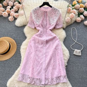 Vestidos casuais de renda com tachas, vestido de gola de boneca para mulheres, cintura fina e elegantes Novo casual primavera outono feminino estampa floral botão fino senhora vestido curto uma linha 2023