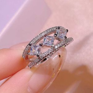 3 Big Mosan Stone Pierścień Modna biżuteria ślubna dla kobiety srebrny kolor Pierścień Pierścień Shine Crystal Brand Pierścień