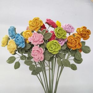 Decorative Flowers MissDeer Crochet Knitted Rose Floral Fake Bouquet Artificial For Vase Home Room Table Valentine's Day Decor