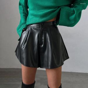 Damen-Shorts, PU-Leder, für den Sommer, lockeres breites Bein, hohe Taille, plissiert, weiblich, Vintage-Stil, Y2K-Knopftasche, Schwarz