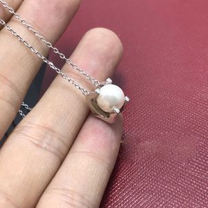 Marca de designer Carter Bullhorn Diamond Colar Diamond Mosang 925 Pure Silver Plated 18K Rose Gold Pearl Chain para mulheres